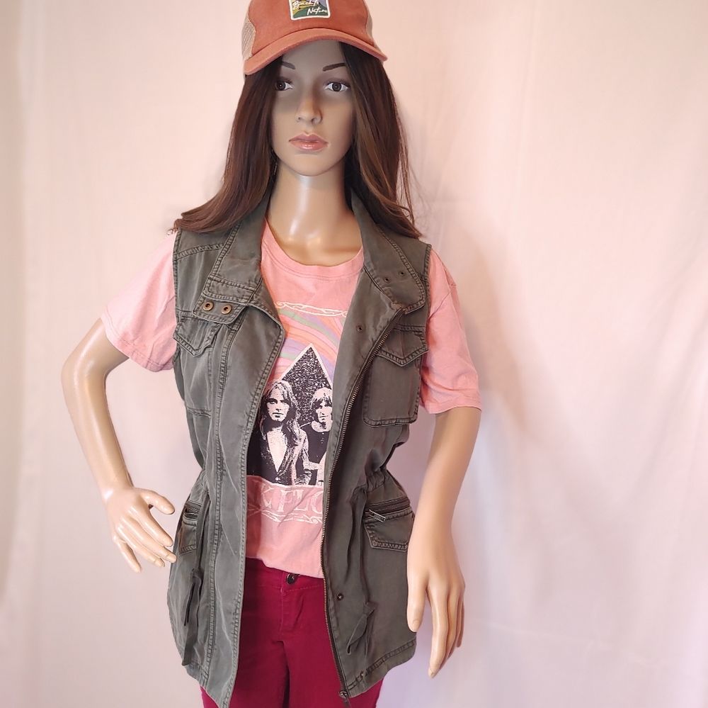 Caslon  zip up sleeveless utility jacket